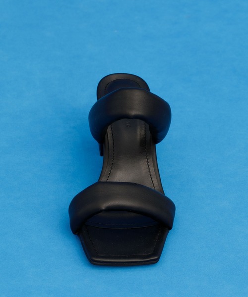 UNITED TOKYO（ユナイテッドトウキョウ）の「【WEB限定】スウェリミングスクエアーミュールサンダル（サンダル・レディース・グリーン/アイボリー/ブラック・1/2）」の16枚目の写真