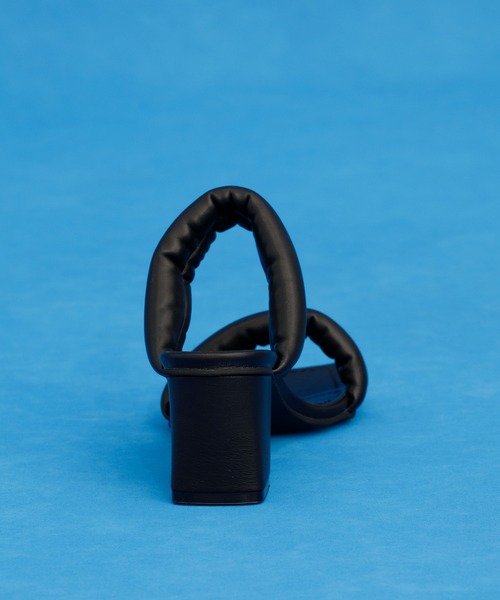 UNITED TOKYO（ユナイテッドトウキョウ）の「【WEB限定】スウェリミングスクエアーミュールサンダル（サンダル・レディース・グリーン/アイボリー/ブラック・1/2）」の14枚目の写真