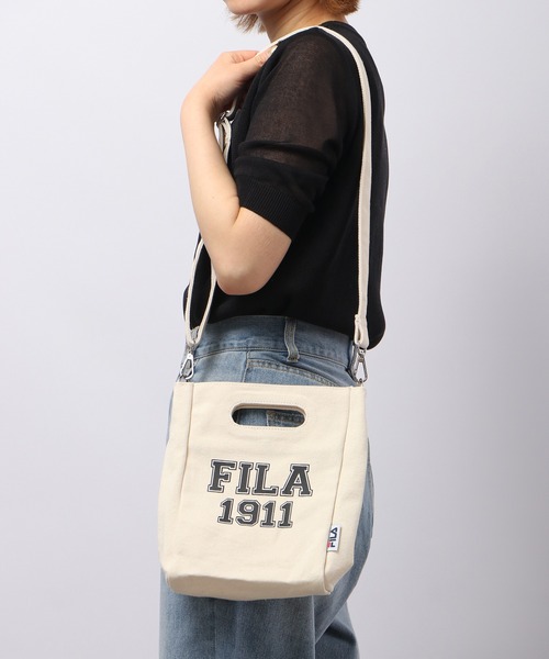 FILA（フィラ）の「FILA カレッジロゴ クリテショルダーバッグ（ショルダーバッグ・メンズ・オレンジ/ブルー/ブラック/グリーン・FREE）」の5枚目の写真
