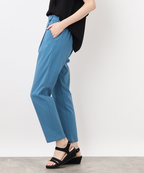 grove（グローブ）の「◆ぐんぐん伸びて着心地らくちん！ひんやりタッチテーパードパンツ（その他パンツ・レディース・ブルー/カーキ/ベージュ/ブラック/ブラック系1・02/03/04/05/01）」の21枚目の写真