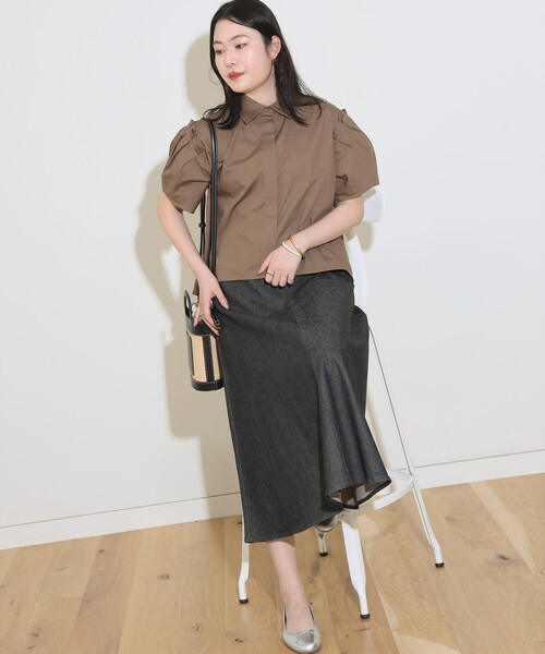 BEAMS HEART（ビームスハート）の「肩タック ショートスリーブシャツ（シャツ/ブラウス・レディース・オフホワイト/ブラック/ベージュ・FREE）」の18枚目の写真