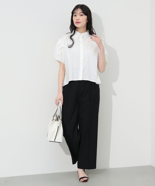 BEAMS HEART（ビームスハート）の「肩タック ショートスリーブシャツ（シャツ/ブラウス・レディース・オフホワイト/ブラック/ベージュ・FREE）」の19枚目の写真