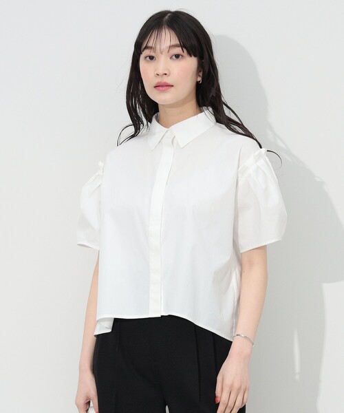 BEAMS HEART（ビームスハート）の「肩タック ショートスリーブシャツ（シャツ/ブラウス・レディース・オフホワイト/ブラック/ベージュ・FREE）」の6枚目の写真