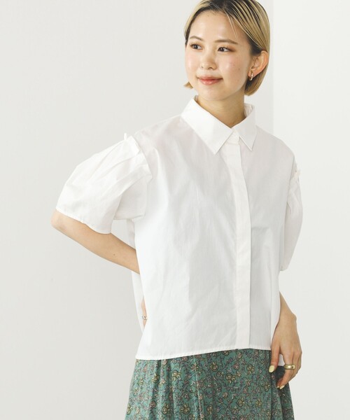 BEAMS HEART（ビームスハート）の「肩タック ショートスリーブシャツ（シャツ/ブラウス・レディース・オフホワイト/ブラック/ベージュ・FREE）」の16枚目の写真