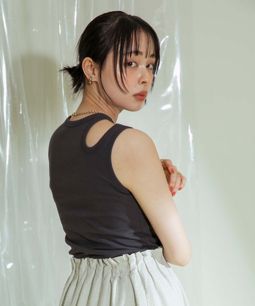 Eimee Law（エイミーロウ）の「カットアウトアメスリタンフ（タンクトップ・レディース・チャコールグレー/グレー/オフホワイト・38）」の15枚目の写真