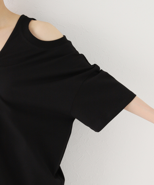 AP STUDIO（エーピーストゥディオ）の「【GAUCHERE/ゴシェール】asymmetry Tシャツ（Tシャツ/カットソー・レディース・ブラック・FREE）」の4枚目の写真