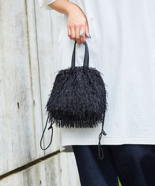 OUTDOOR PRODUCTS(アウトドアプロダクツ)の「OUTDOOR PRODUCTS × Firsthand/アウトドアプロダクツ 別注ブライトフリンジキンチャク(ショルダーバッグ・レディース・オフホワイト/ブラック/グレー・FREE)」の10枚目の写真