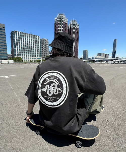 kutir(クティール)の「オーバーサイズサークルロゴTシャツ(Tシャツ/カットソー・メンズ・ブラック/オフホワイト・MEDIUM/LARGE)」の1枚目の写真