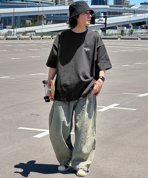 kutir(クティール)の「オーバーサイズサークルロゴTシャツ(Tシャツ/カットソー・メンズ・ブラック/オフホワイト・MEDIUM/LARGE)」の9枚目の写真