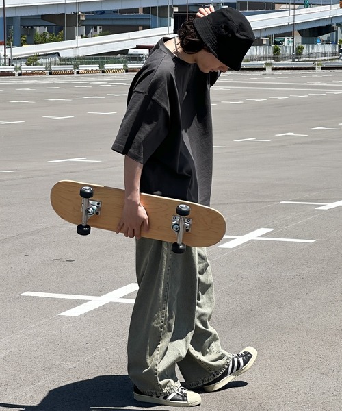 kutir(クティール)の「オーバーサイズサークルロゴTシャツ(Tシャツ/カットソー・メンズ・ブラック/オフホワイト・MEDIUM/LARGE)」の11枚目の写真