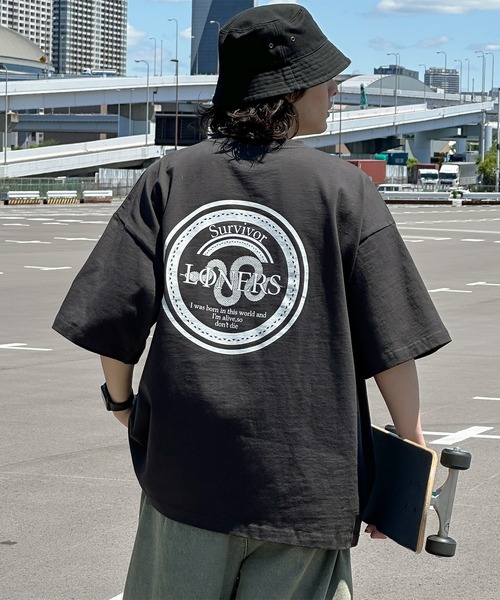 kutir(クティール)の「オーバーサイズサークルロゴTシャツ(Tシャツ/カットソー・メンズ・ブラック/オフホワイト・MEDIUM/LARGE)」の8枚目の写真