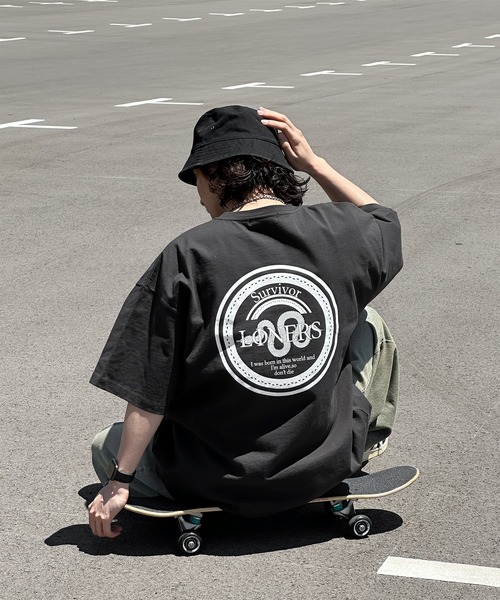 kutir(クティール)の「オーバーサイズサークルロゴTシャツ(Tシャツ/カットソー・メンズ・ブラック/オフホワイト・MEDIUM/LARGE)」の4枚目の写真