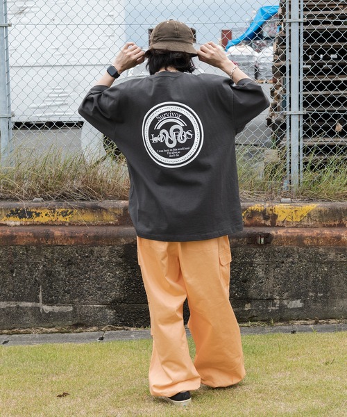 kutir(クティール)の「オーバーサイズサークルロゴTシャツ(Tシャツ/カットソー・メンズ・ブラック/オフホワイト・MEDIUM/LARGE)」の18枚目の写真