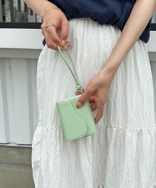 DISCOAT（ディスコート）の「ニュアンスフラップウォレット（財布・レディース・ミント/オレンジ/ブラック/ベージュ/クリーム/パープル・FREE）」の13枚目の写真