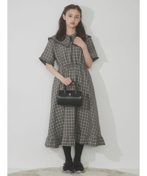 merry jenny（メリージェニー）の「bear刺繍ショルダーbag（ハンドバッグ・レディース・アイボリー/ブラック・FREE）」の6枚目の写真