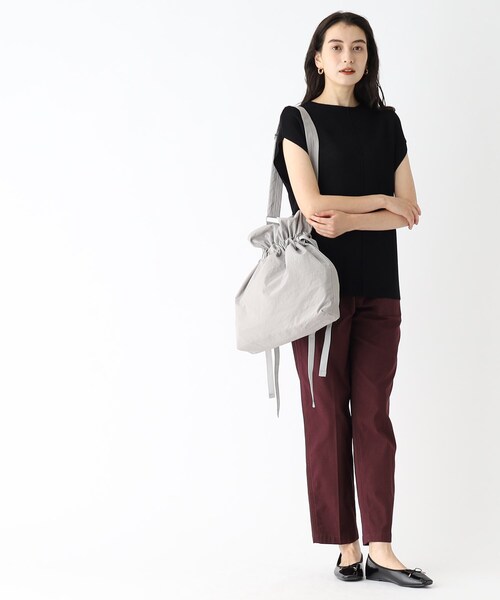 OPAQUE.CLIP（オペークドットクリップ）の「◆【軽量／A4収納可能】ドローストリングワンショルダー（ショルダーバッグ・レディース・グレー/ダークブラウン/ブラック/ライトベージュ/ブルー・00）」の8枚目の写真