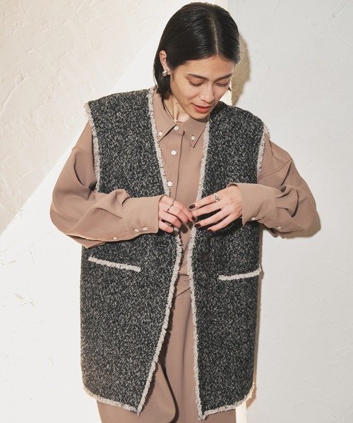 audrey and john wad（オードリーアンドジョンワッド）の「ヘリンボーンツイードロングベスト（ベスト・レディース・グレー/ブラウン/ブラック・FREE）」の11枚目の写真