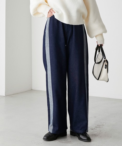 BONLECILL(ボンルシール)の「サイドラインハイウエストストレートデニムパンツ(デニムパンツ・レディース・ブルー/ネイビー/ブラック・L/M/S)」の4枚目の写真