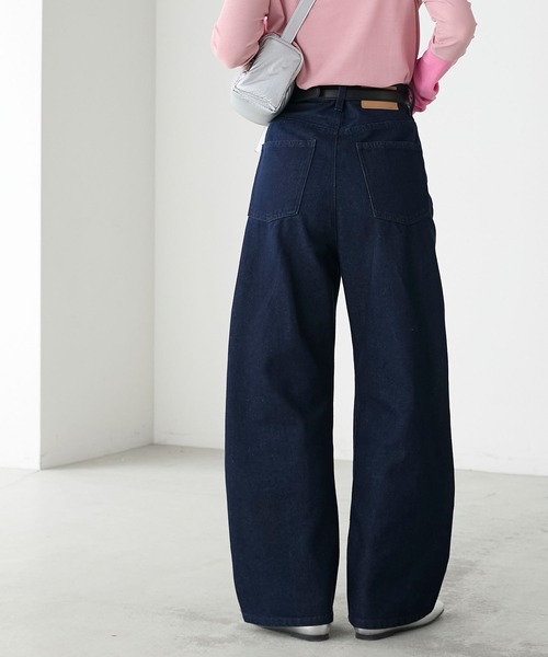 BONLECILL（ボンルシール）の「サイドラインハイウエストストレート