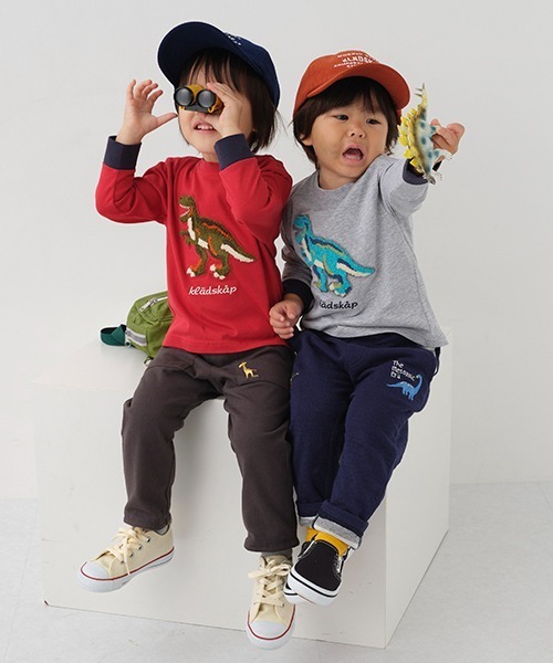 kladskap（クレードスコープ）の「サガラ恐竜長袖Ｔシャツ（Tシャツ/カットソー・キッズ・トップグレー/レッド・100cm/90cm/120cm/130cm/110cm）」の22枚目の写真