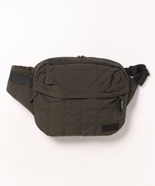 ADAM PATEK（アダムパテック）の「★ADAMPATEK★square quilt BIG body bag（ボディバッグ/ウエストポーチ・レディース・ブルー/ホワイト/ブラック/カーキ・フリー）」の3枚目の写真