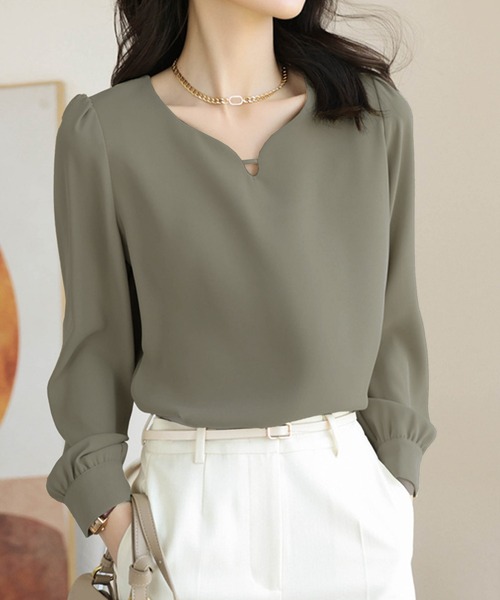 MILAE（ミレ）の「キーネックプルオーバーシャツブラウス（シャツ/ブラウス・レディース・ベージュ/ブラック/ホワイト/グレー・S/M/L）」の3枚目の写真