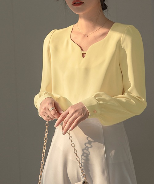 MILAE（ミレ）の「キーネックプルオーバーシャツブラウス（シャツ/ブラウス・レディース・ベージュ/ブラック/ホワイト/グレー・S/M/L）」の15枚目の写真