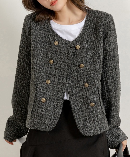 DAY CLOSET（デイ クローゼット）の「レディース ショート丈ツイード風ノーカラージャケット（ノーカラージャケット・レディース・ダークグレー・M/L）」の4枚目の写真