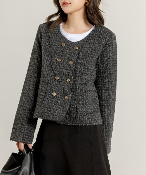 DAY CLOSET（デイ クローゼット）の「レディース ショート丈ツイード風ノーカラージャケット（ノーカラージャケット・レディース・ダークグレー・M/L）」の14枚目の写真