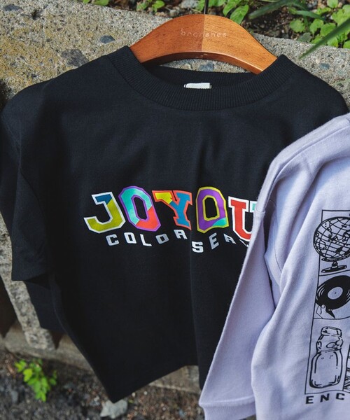 DRC branshes（ディーアールシーブランシェス）の「【WEB限定/DRC/お肌に嬉しい綿100％】アソートグラフィック長袖Tシャツ（Tシャツ/カットソー・キッズ・ネイビー/オレンジ/その他4/その他5/チャコールグレー/アイボリー/ブルー/その他3/その他1/オフホワイト/ライム/ブラック/その他2/グレイッシュベージュ/ブルーグレー/その他6/グリーン/ラベンダー・100/130/140/160/150/120/90/110）」の18枚目の写真