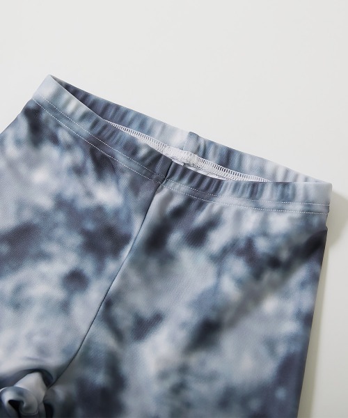 devirock（デビロック）の「UVカット 選べるデザイン ラッシュレギンス/トレンカ（ラッシュガード・キッズ・グリーン系その他2/グリーン系その他/グレー系その他2/ブラック/ブラック系その他/グレー系その他/ネイビー/ネイビー系・160cm/150cm/130cm/120cm/110cm/100cm/140cm）」の17枚目の写真