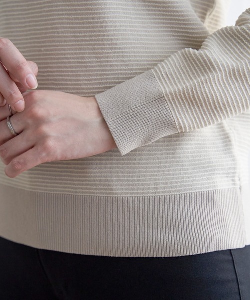 ikka(イッカ)の「GOKU楽 ボーダーニットプルオーバー(ニット/セーター・レディース・ベージュ/ブラック/スカイブルー・M/L/S)」の5枚目の写真