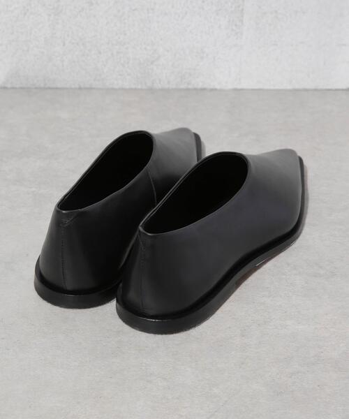 JVAM（ジェーヴィエーエム）の「JVAM/AUGUST ポインテッドシューズ（その他シューズ・レディース・ホワイト/ブラック・36/37/38）」の4枚目の写真