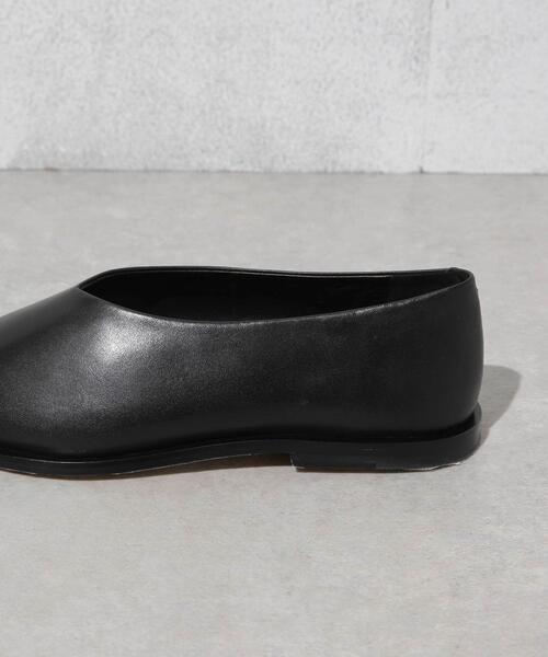 JVAM（ジェーヴィエーエム）の「JVAM/AUGUST ポインテッドシューズ（その他シューズ・レディース・ホワイト/ブラック・36/37/38）」の6枚目の写真