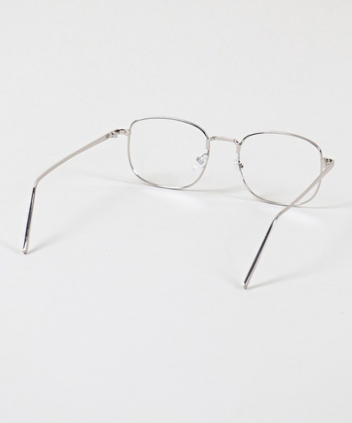 SPINNS（スピンズ）の「細フレーム ウェリントンダテメガネ　メタルフレーム（メガネ・レディース・シルバー・ONESIZE）」の2枚目の写真
