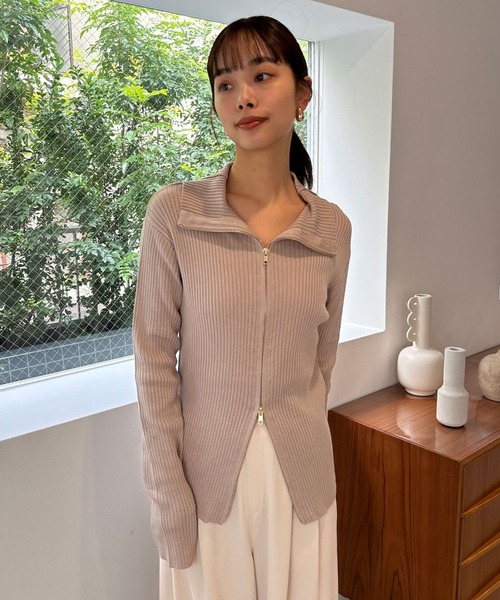 Doux archives(ドゥアルシーヴ)の「ダブルファスナーリブニット(ニット/セーター・レディース・パープル/ネイビー/ベージュ/アイボリー・FREE)」の7枚目の写真