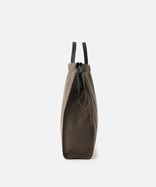 ORSETTO(オルセット)の「【ORSETTO(オルセット)】 METALLO NYLON TOTE(トートバッグ・レディース・カーキ/ブラック・2)」の15枚目の写真