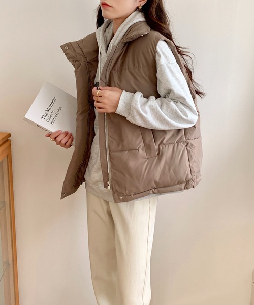 SHEPP(シープ)の「オーバーシルエット 中綿ベスト(ベスト・レディース・ホワイト/ベージュ/ブラック・M/L/XL)」の10枚目の写真