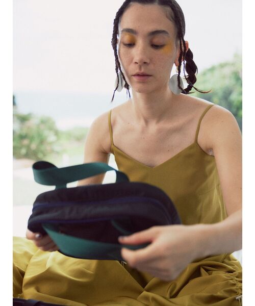 UN3D.（アンスリード）の「タックギャザーキャミワンピース（ワンピース・レディース・ブラック/カーキ/イエロー・36/38）」の15枚目の写真