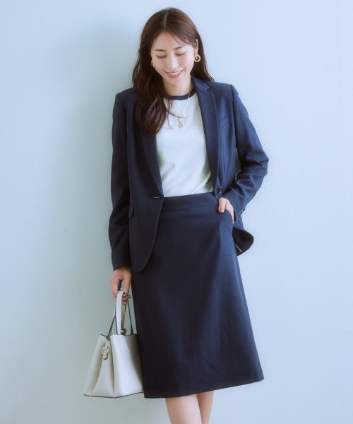 7days Life Styling(セブンデイズライフスタイリング)の「配色クルーネックセーター(静電防止・毛玉になりにくい・UVカット・タンブル乾燥OK)(ニット/セーター・レディース・ネイビー系/アイボリー系/グレー系/スモーキーグリーン系・S/M/L/LL)」の9枚目の写真