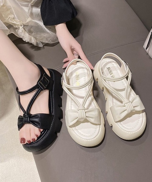 Miniministore(ミニミニストア)の「厚底サンダル トラックソールサンダル韓国(サンダル・レディース・ブラック/アイボリー・22.5cm/23.0cm/23.5cm/24.0cm/24.5cm)」の11枚目の写真