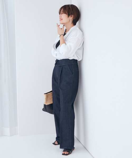 INED(イネド)の「【Stylist 望月律子コラボ】大人の美デニムパンツ(デニムパンツ・レディース・インディゴブルー/サックスブルー・9号/11号/7号)」の3枚目の写真