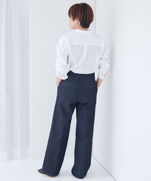 INED(イネド)の「【Stylist 望月律子コラボ】大人の美デニムパンツ(デニムパンツ・レディース・インディゴブルー/サックスブルー・9号/11号/7号)」の4枚目の写真