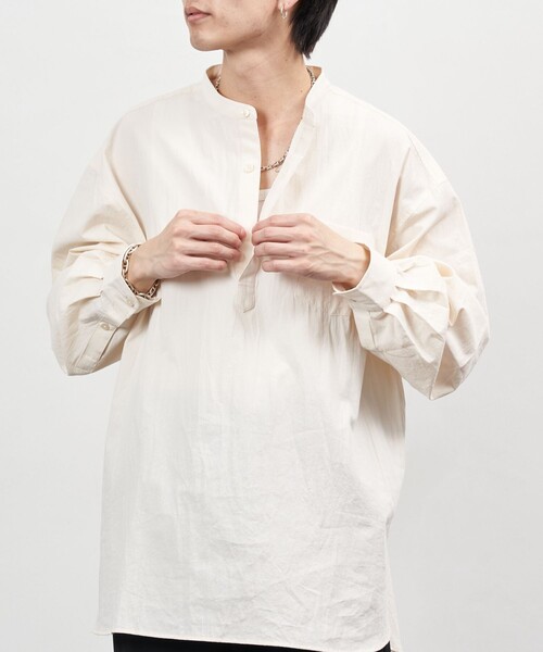 PUBLUX（パブリュクス）の「PUBLUX/パブリュクス プルオーバースタンドカラーシャツ/ユニセックス(限定展開)（シャツ/ブラウス・メンズ・キナリ/ブラック/オリーブ・SMALL/MEDIUM/LARGE）」の10枚目の写真