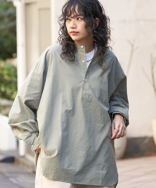 PUBLUX（パブリュクス）の「PUBLUX/パブリュクス プルオーバースタンドカラーシャツ/ユニセックス(限定展開)（シャツ/ブラウス・メンズ・キナリ/ブラック/オリーブ・SMALL/MEDIUM/LARGE）」の3枚目の写真