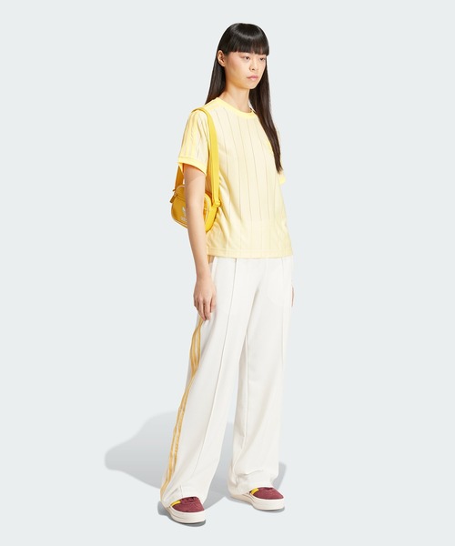 adidas（アディダス）の「スリーストライプス半袖Tシャツ
