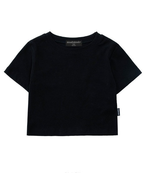 muahmuah（ムーアムーア）の「A'GEM/9 × .kom 『muah muah/ムーアムーア』SLIM FIT CROP HALF T-SHIRT/スリムフィット クロップハーフTシャツ（Tシャツ/カットソー・レディース・ブラック/ホワイト・FREE）」の7枚目の写真