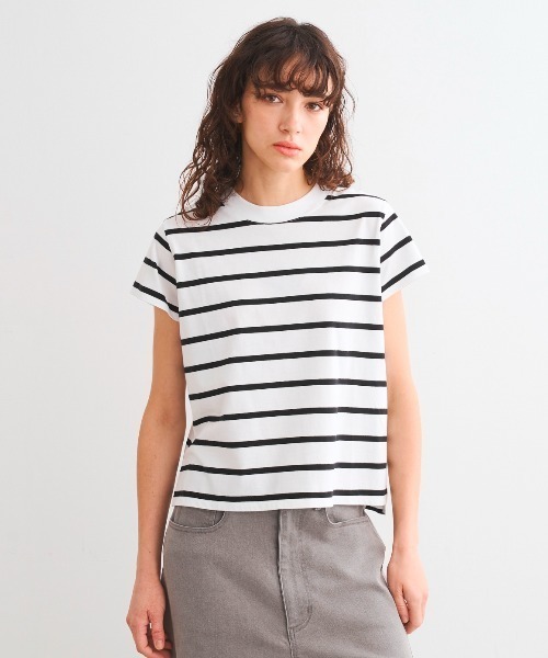 three dots(スリードッツ)の「サンデッドジャージー ミニT(Tシャツ/カットソー・レディース・グレー系その他/ホワイト×ブラック・SMALL/MEDIUM)」の2枚目の写真