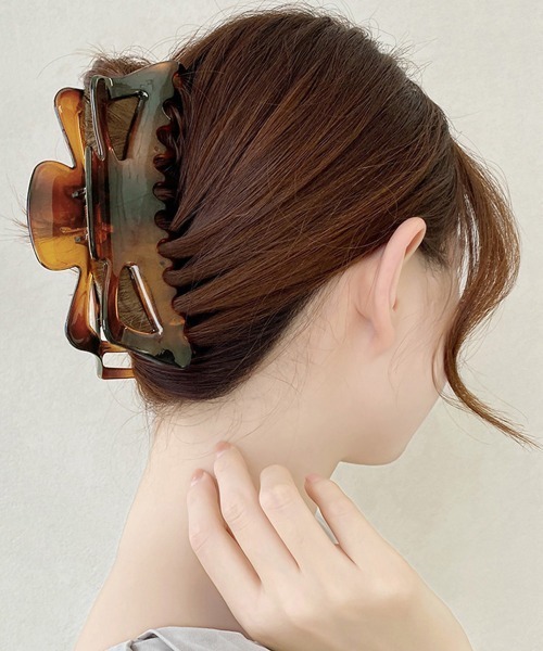 Miniministore(ミニミニストア)の「バンスクリップ ヘアクリップ レディース(バレッタ/ヘアクリップ・レディース・アイボリー/ブラック/ブラウン/ホワイト・FREE)」の6枚目の写真