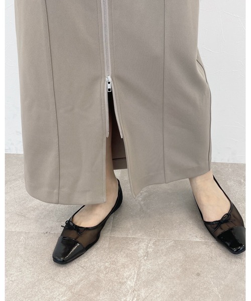 mysty woman(ミスティウーマン)の「フロントzipタイトスカート 113492(スカート・レディース・ブラック/ライトベージュ/ベージュ系その他・FREE)」の5枚目の写真